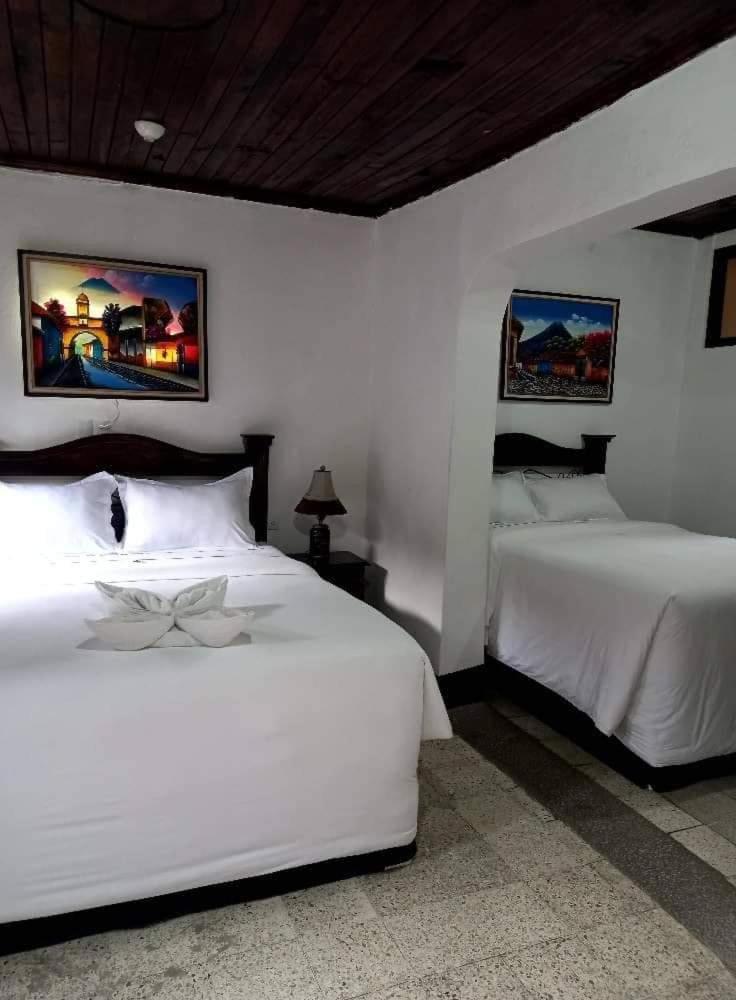 Hotel San Sebastian Antigua Exterior photo